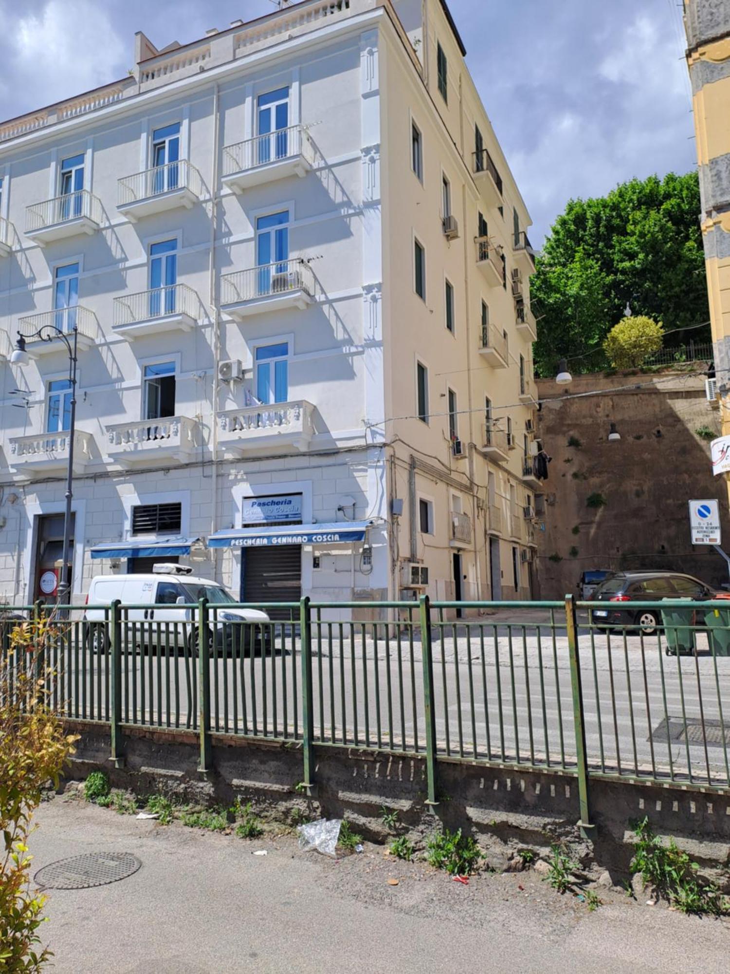 Ti Porto Al Centro Unforgettable Moments Apartment ซาแลร์โน ภายนอก รูปภาพ